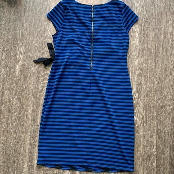 A pea in the Pod Striped maternity dress. Large - Picture 9 of 11